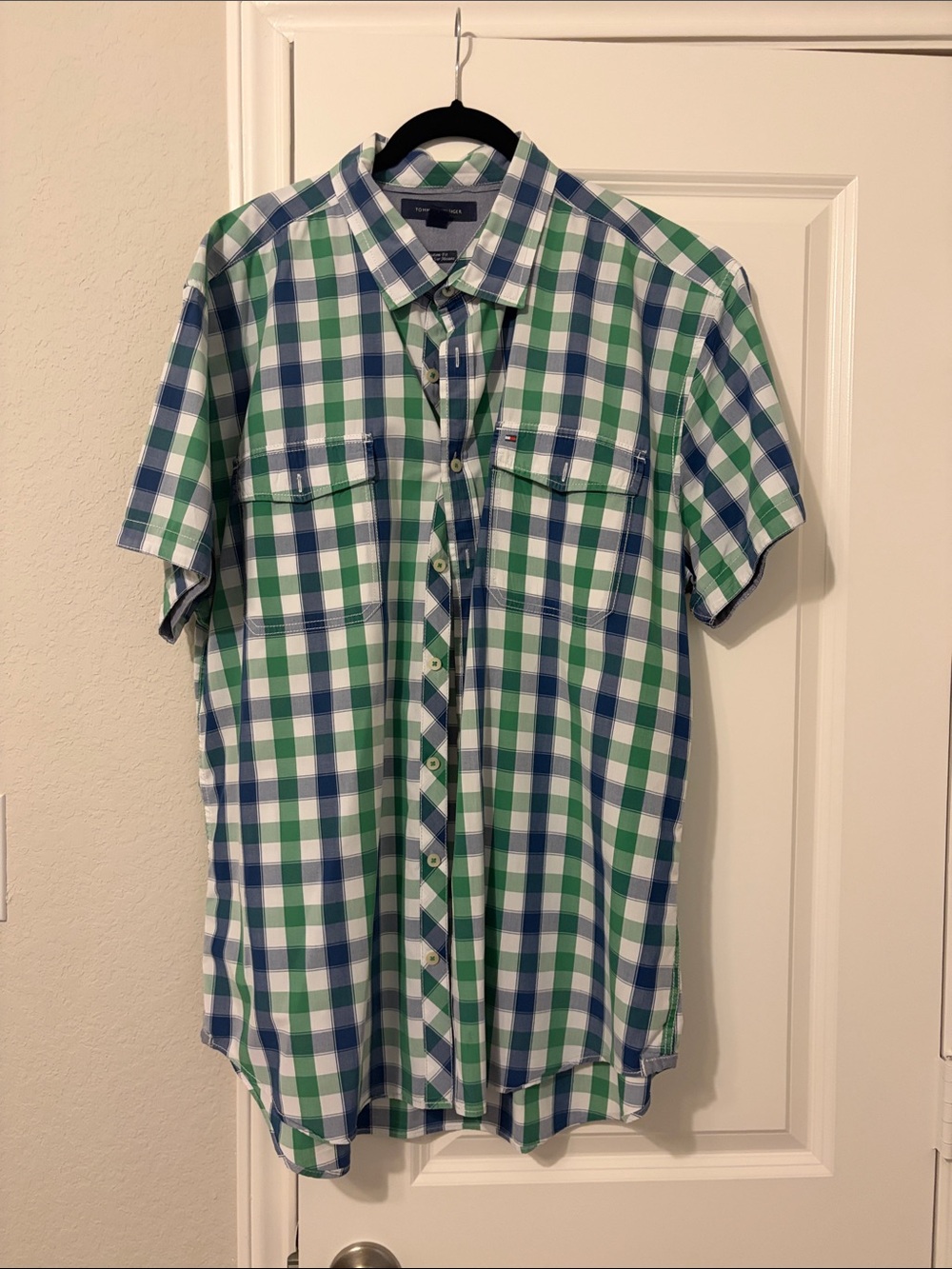 Tommy Hilfiger Blue, Green & White Plaid Short-Sleeve Button-Down Shirt